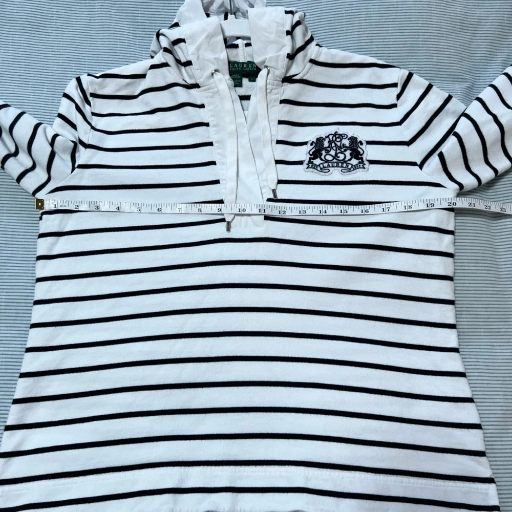 Ralph Lauren White & Black Striped Hooded Pullover - Picture 12 of 13